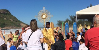 Jesus Eucarístico no dia na praia 2017 Jesus Eucarístico no dia na praia 2017